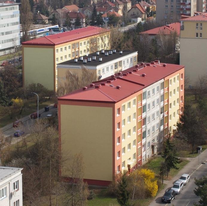 Rekonstrukce rovné střechy na šikmou