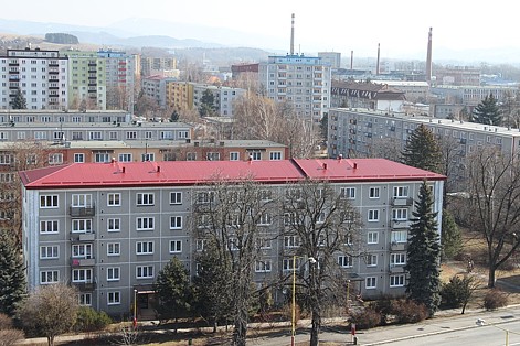 Rekonstrukce rovné střechy na šikmou