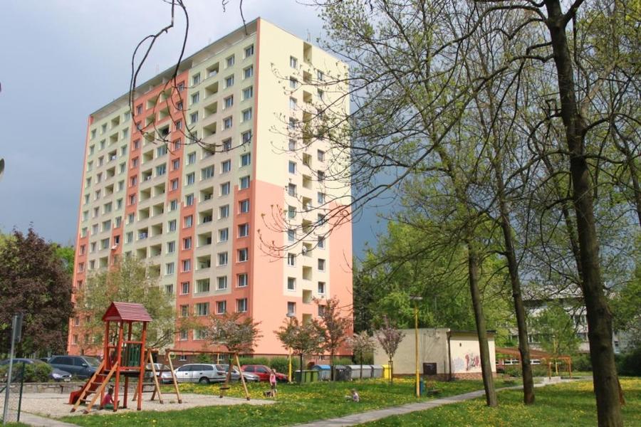 Revitalizace panelového domu